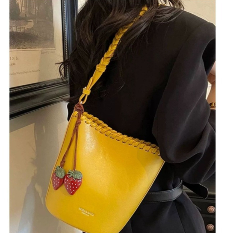 กระเป๋าสะพายทรงบัคเก็ตยอดนิยมส - Women'S Bags New Look บทวิจารณ์และราคา
