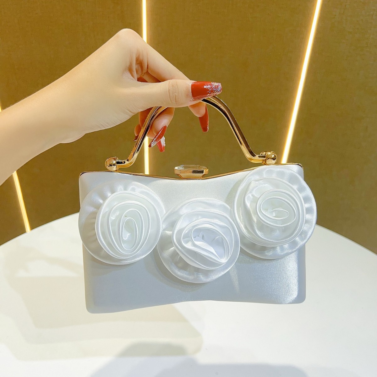 ใหม่ผ้าไหมคลัทช์ผู้หญิงเพชรCro - Women'S Bags New Look บทวิจารณ์และราคา