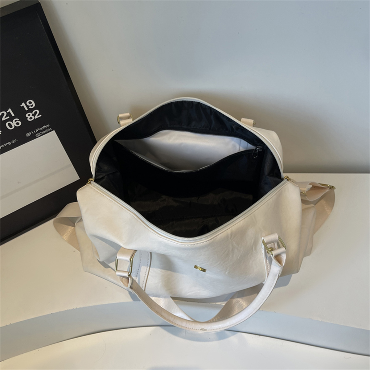 กระเป๋าสะพายข้างหนังสังเคราะห์ - Women Bags For Airport บทวิจารณ์และราคา