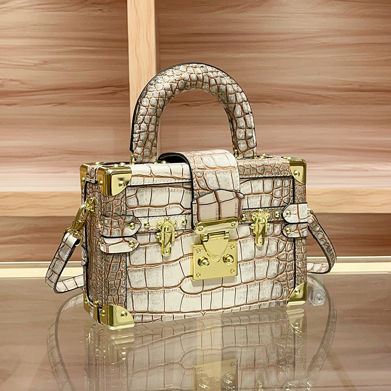 กระเป๋าผ้าอ้อมดีไซน์เก๋พร้อมโล - Women Bags Logo บทวิจารณ์และราคา